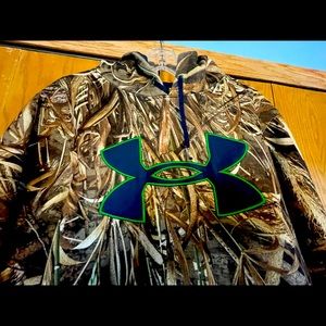 Under Armor camo hoodie size large